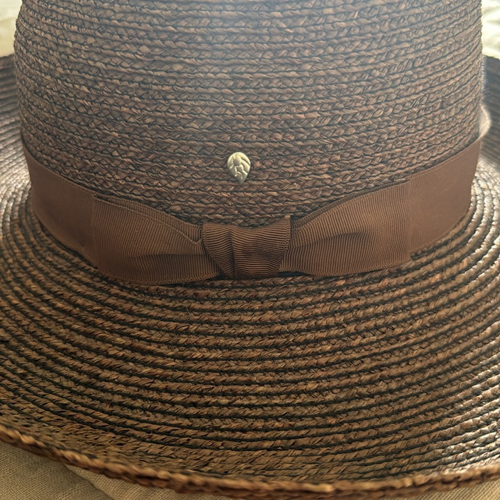 Sun hat - Picture 2 of 3